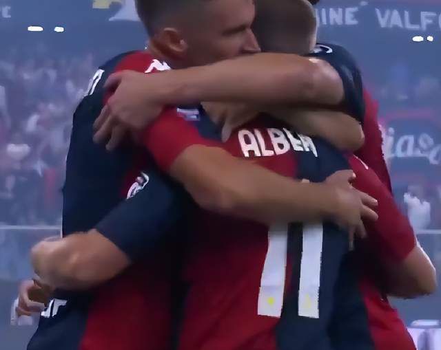 胸啊嗯～出奶了网站