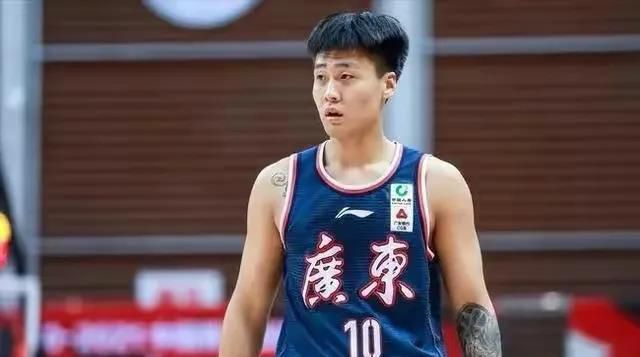 播放龚玥菲新梅金瓶