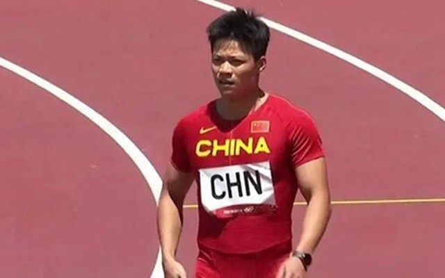 学生的母亲第一个性爱日